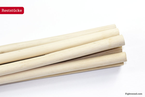 Rattan sticks made from peeled rattan - remnants, natural